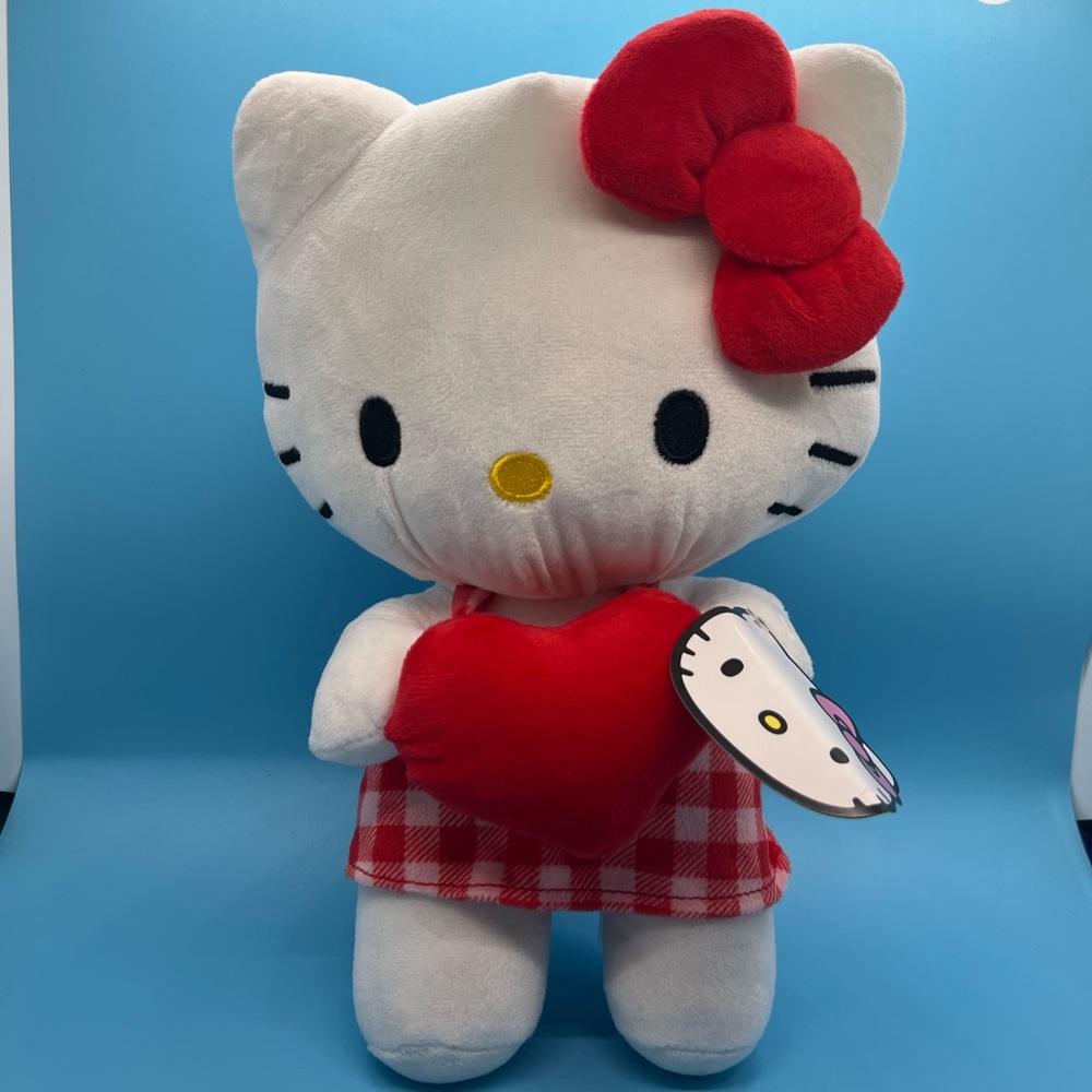 Hello Kitty Sweetheart Plush